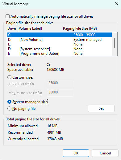 In this picture, you can see how to increase the maximum virtual memory on your PC to ensure sufficient memory for running CS2. Adjusting the paging file to its maximum size helps prevent out-of-memory errors and CS2 crashing mid-game.